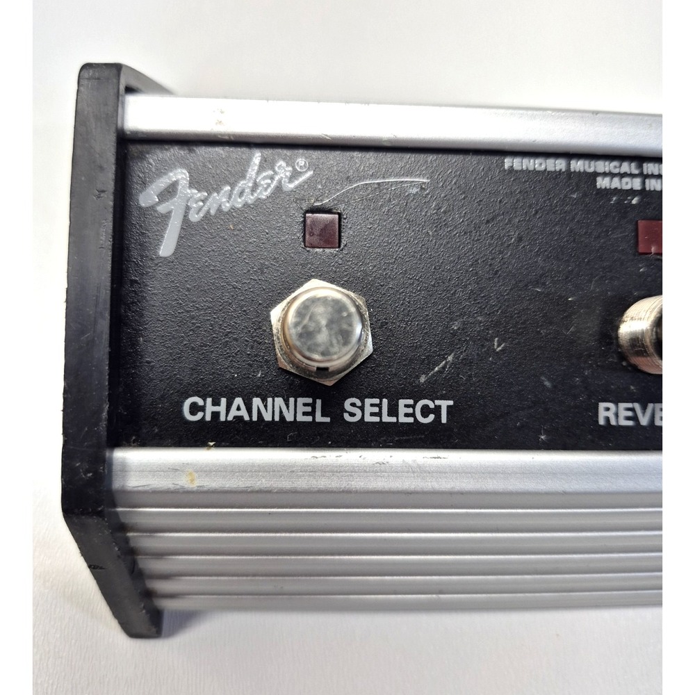 Fender 2-Button Footswitch Channel Select + Reverb - Used - Picture 5 of 5